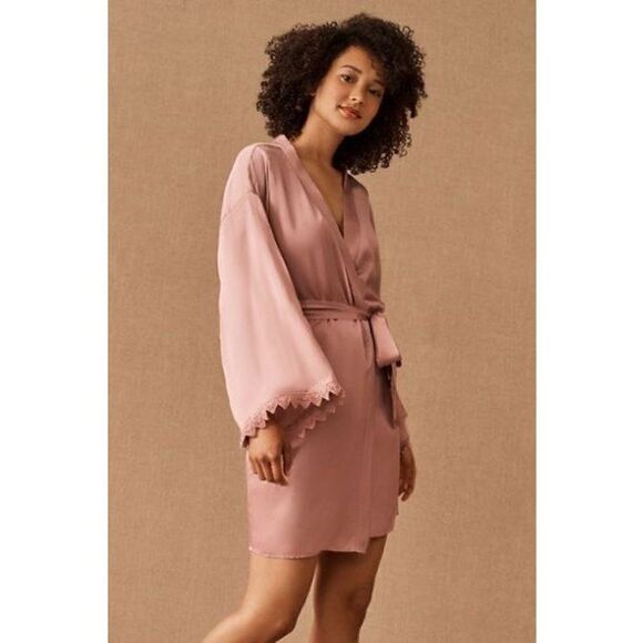 New Anthropologie x BHLDN Matine Silky Long-Sleeve Lace-Trimmed Robe Size XS - Picture 1 of 7